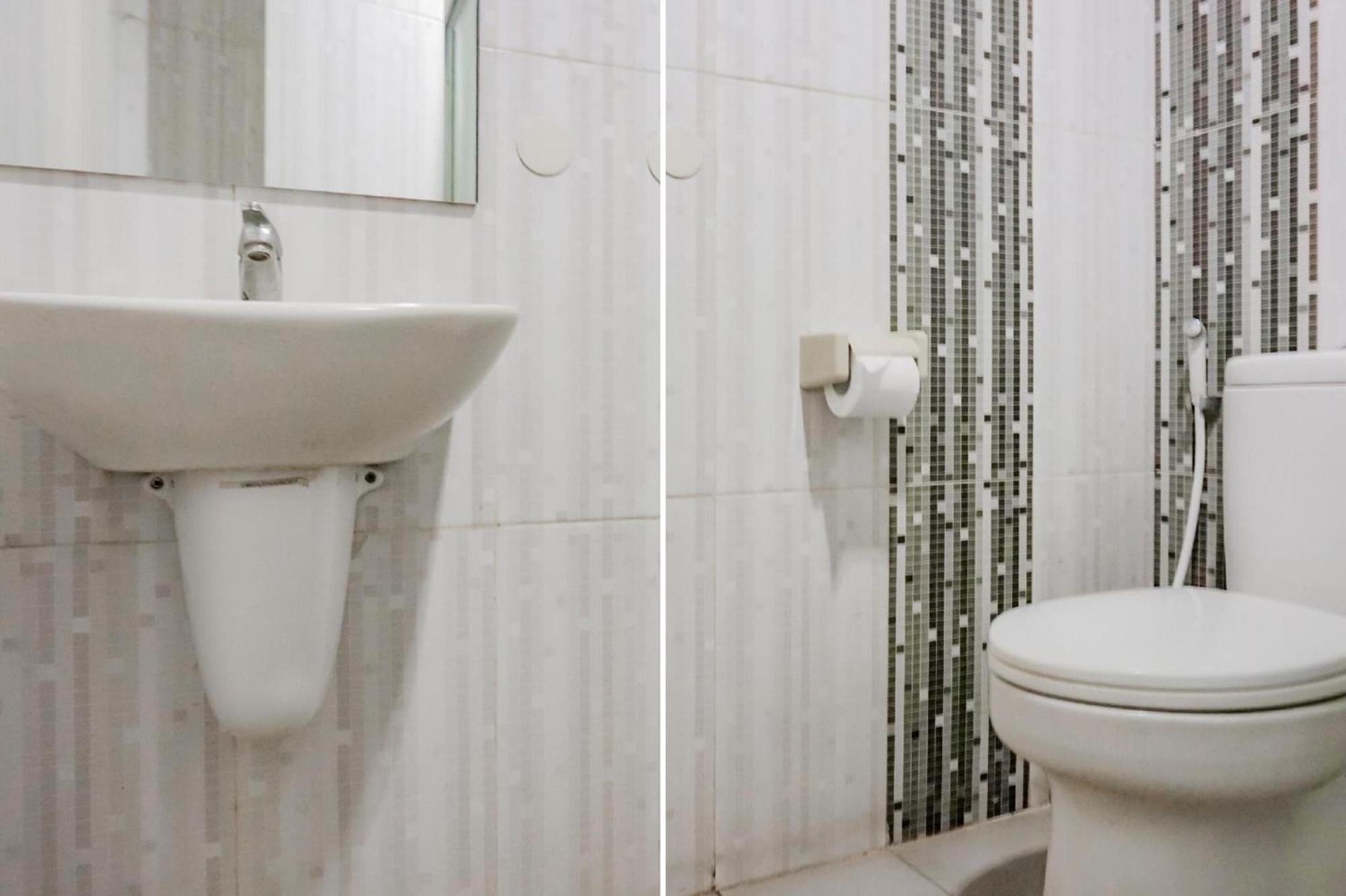 Collection O Hotel Antara Джакарта Экстерьер фото